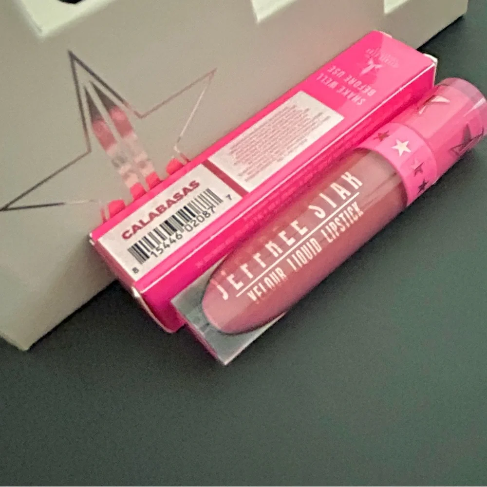 CALABASAS Jeffree Star Velour Liquid Lipstick